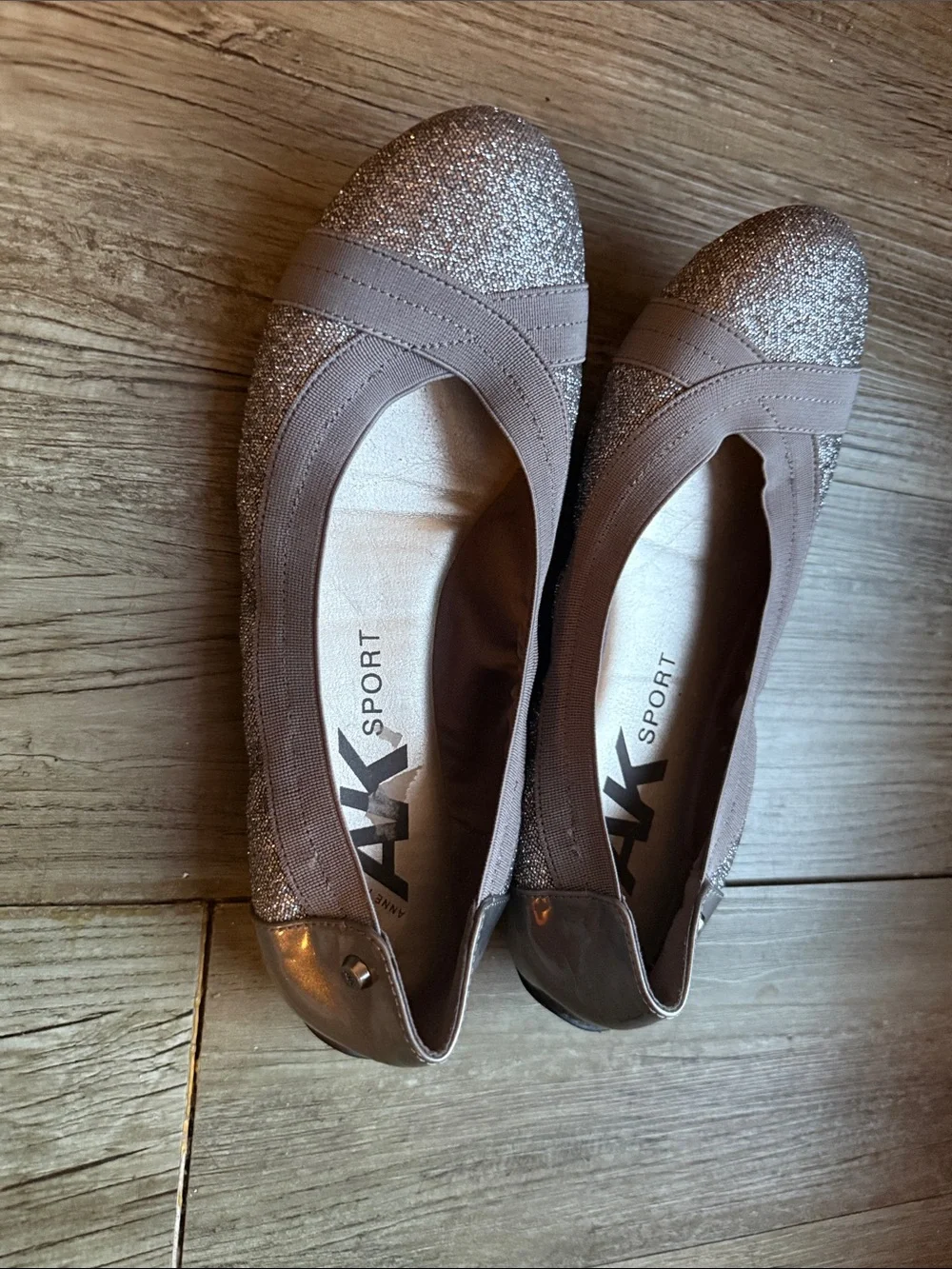 AK Sport Women's Glitter Ballet core Flats in Light Silver Gray